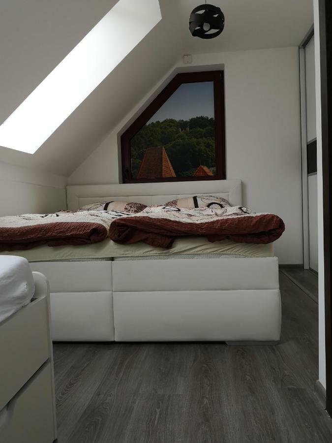 Apartman LEYLA Bardejov Bagian luar foto